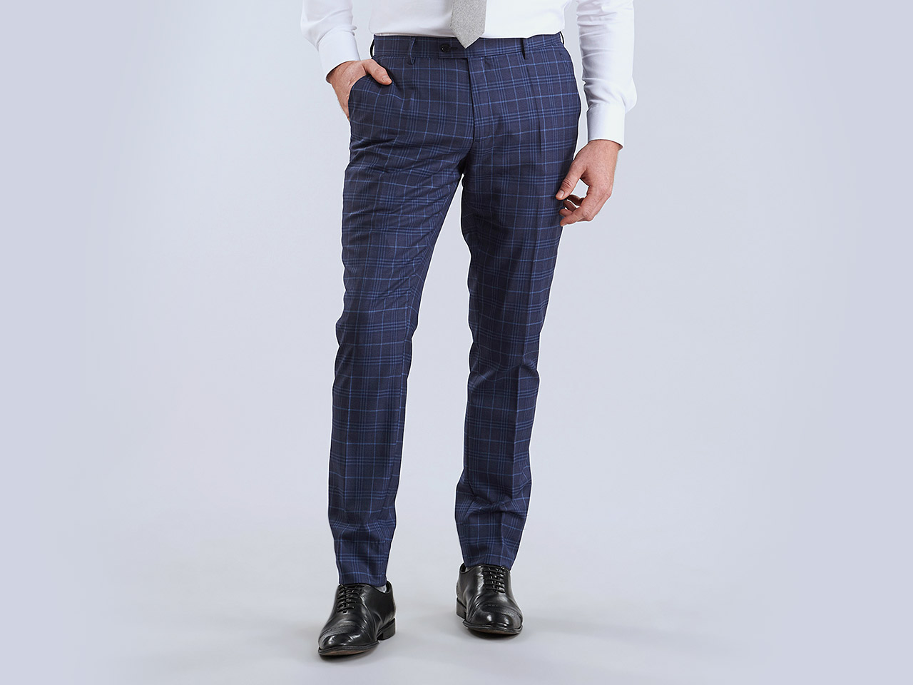 The Intrepid Plaid Three Piece Suit - Image 8