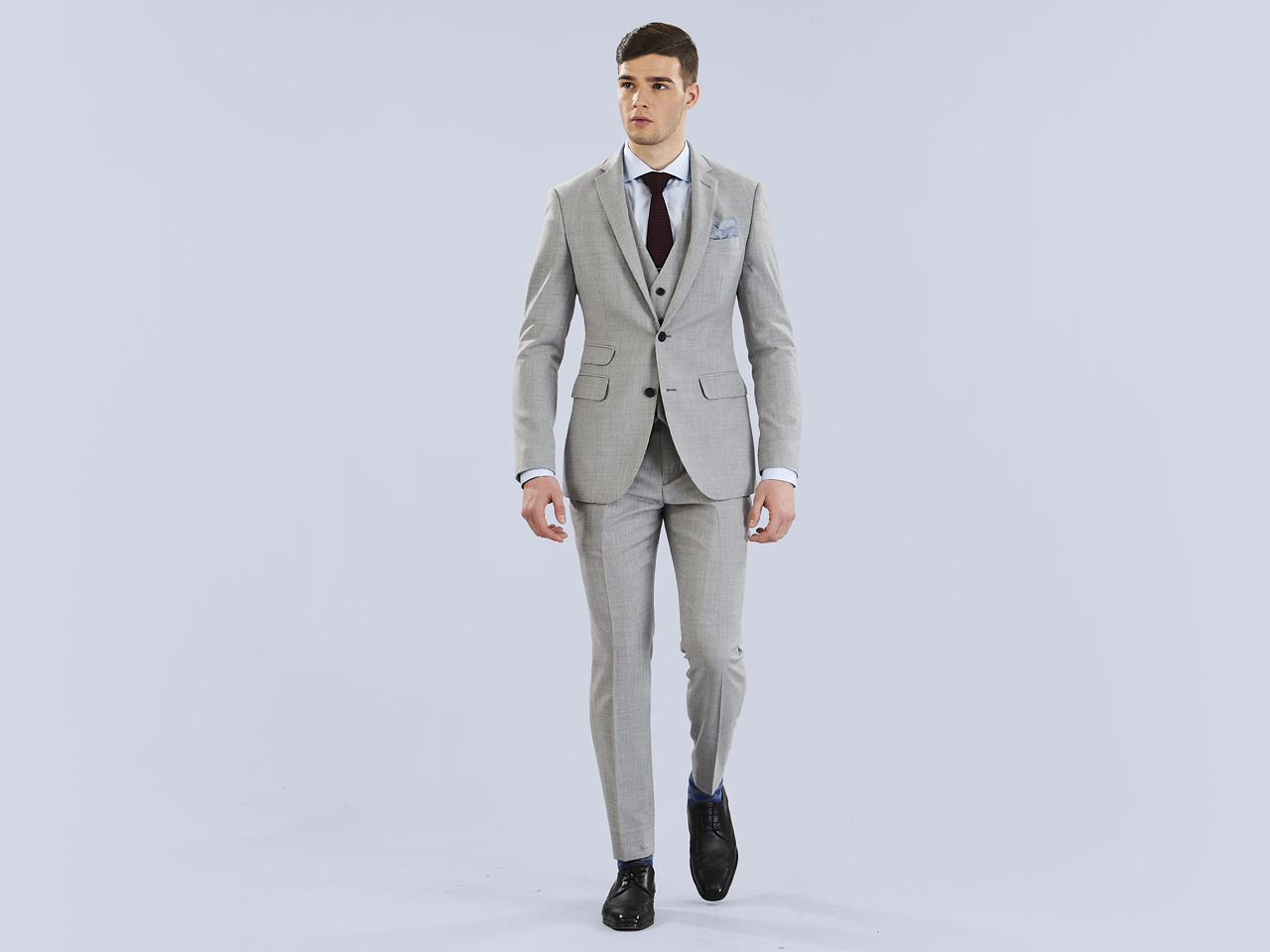 The Frost Grey Three Piece Suit - Image 3
